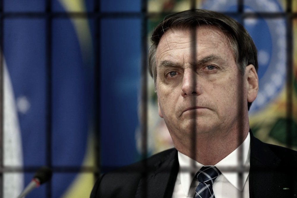 Tornozeleira Tinha Sinais De Avaria E Marcas De Queimadura, Diz Relatório; Bolsonaro Confessou Uso De Ferro De Solda